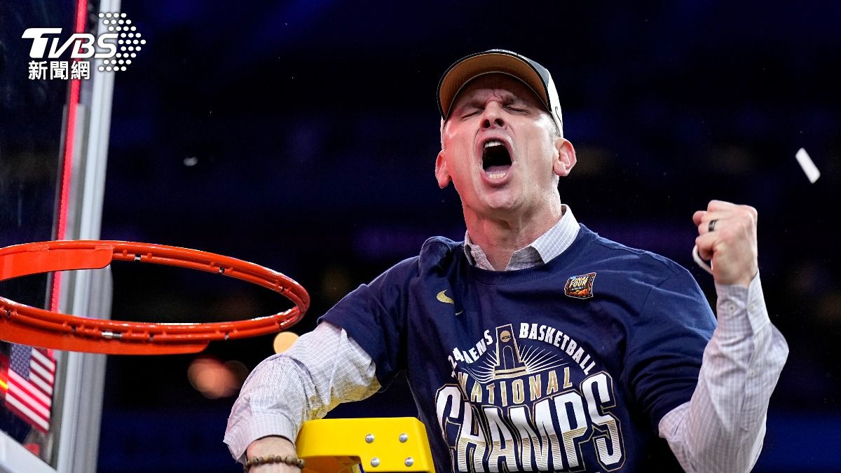 NBA/22億也請不動!NCAA二連霸教頭曝光打槍湖人內幕