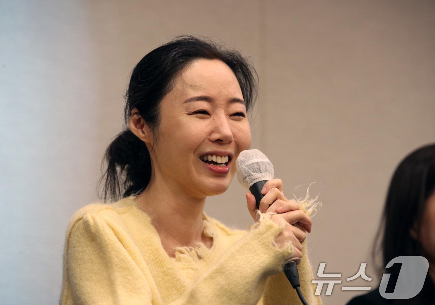 NewJeans的訴求之一就是希望閔熙珍回鍋擔任ADOR董事。(圖/news1提供)