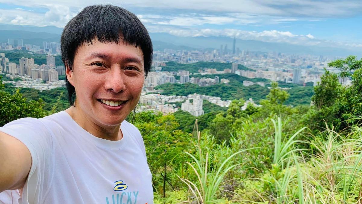 入圍廣播金鐘獎對張啟樂意義重大。(圖/翻攝自港仔張啟樂的臺灣生活 臉書)