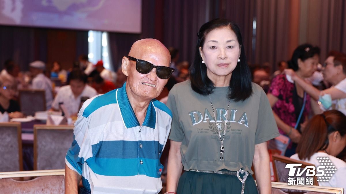 77歲李炳輝掛名養生館沒賺?網紅心疼喊抵制 店長不忍揭真相