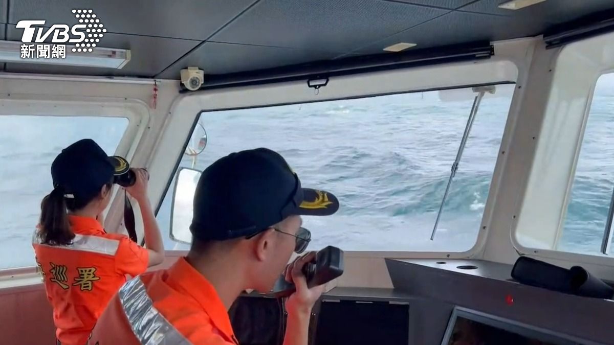4艘中國海警侵擾金門,遭海巡驅離。(圖/TVBS)
