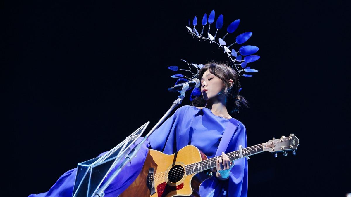 蔡健雅以一身全新絕美造型搭乘宇宙青鳥號氣勢登場的她仙氣開場。(圖/大地風提供)
