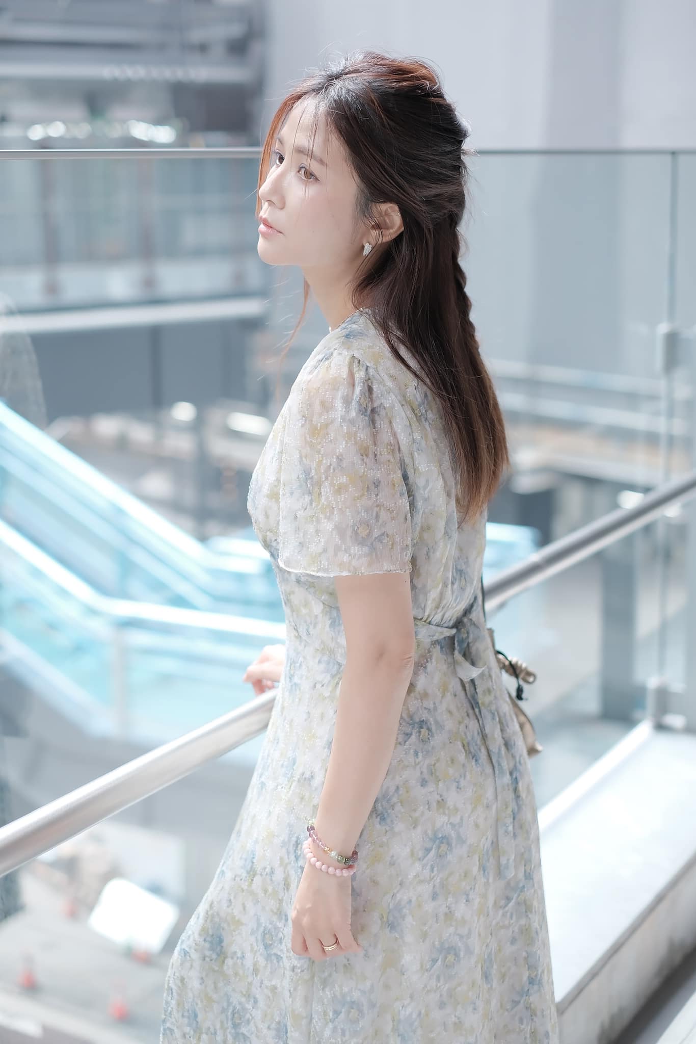 吳怡霈透露開始減少手頭上的工作,準備接受手術休養治療。(圖/翻攝自吳怡霈臉書)