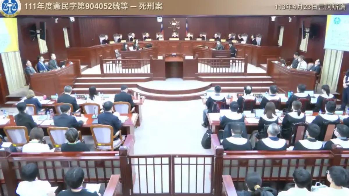 這件司法史上最受矚目的憲法判決,備受社會各界關注。(圖/翻攝自司法院臉書)