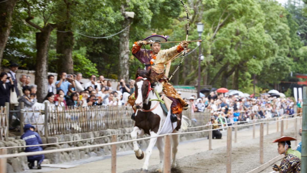 29歲男落馬命危 鎌倉鶴岡八幡宮「流鏑馬神事」緊急停辦