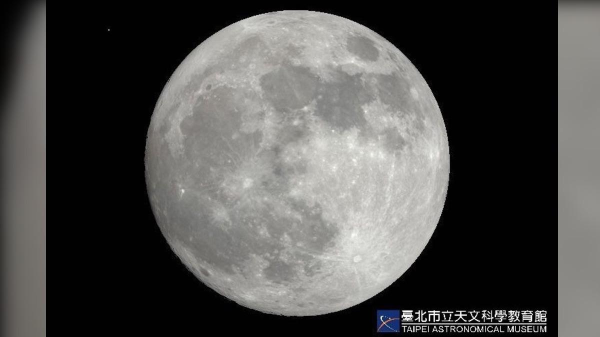 中秋必看超級月亮!今年還有本世紀唯一「土星合月」