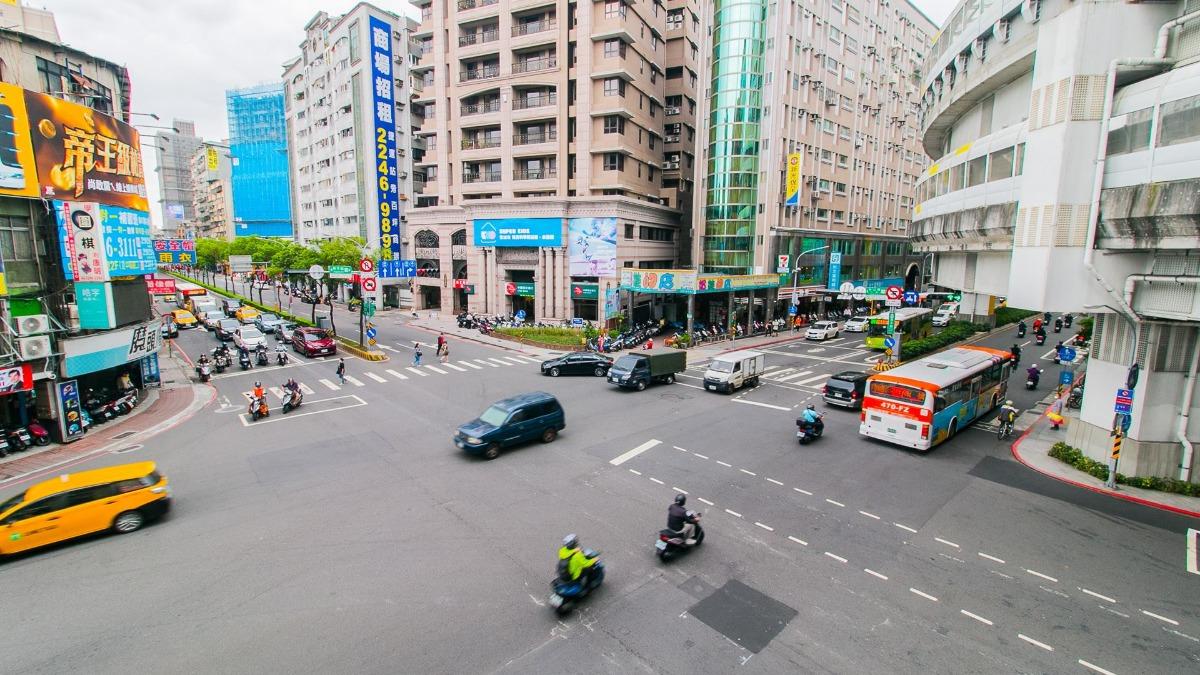 房仲揭住宅交易熱點 「這條路」年售266件