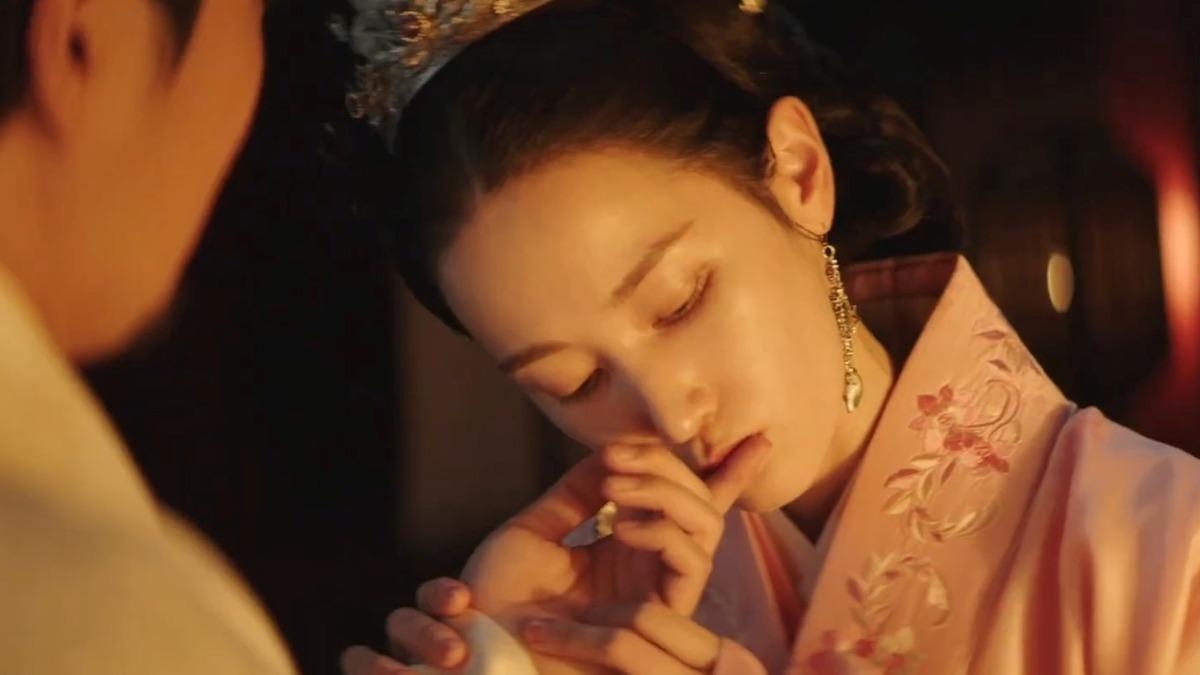 全鐘瑞3招色誘！更衣露胴體讓王子好暈　宋再臨遭削鼻恐怖畫面曝