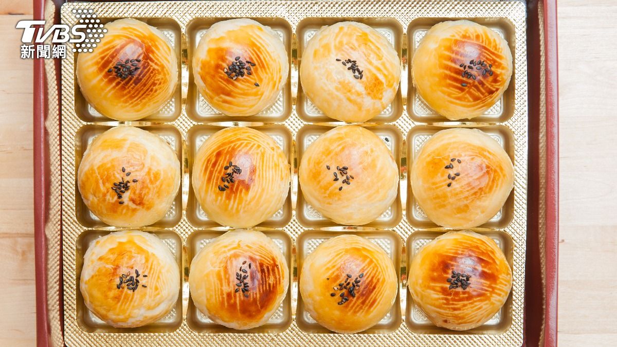 超狂中秋禮!南部傳產爽發「紅包禮盒還加薪」 網嘆:拿月餅還要報稅