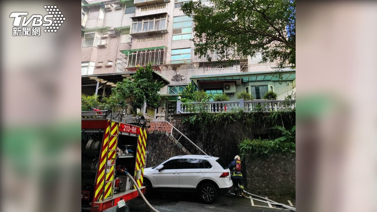 快訊/新店住宅火警 63歲獨居男燒傷送醫
