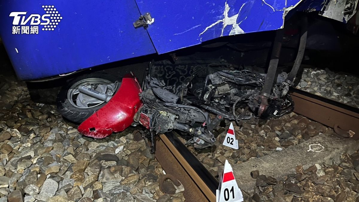 快訊/雲林斗六區間車碰撞機車 男騎士頭顱破裂腦漿溢出亡