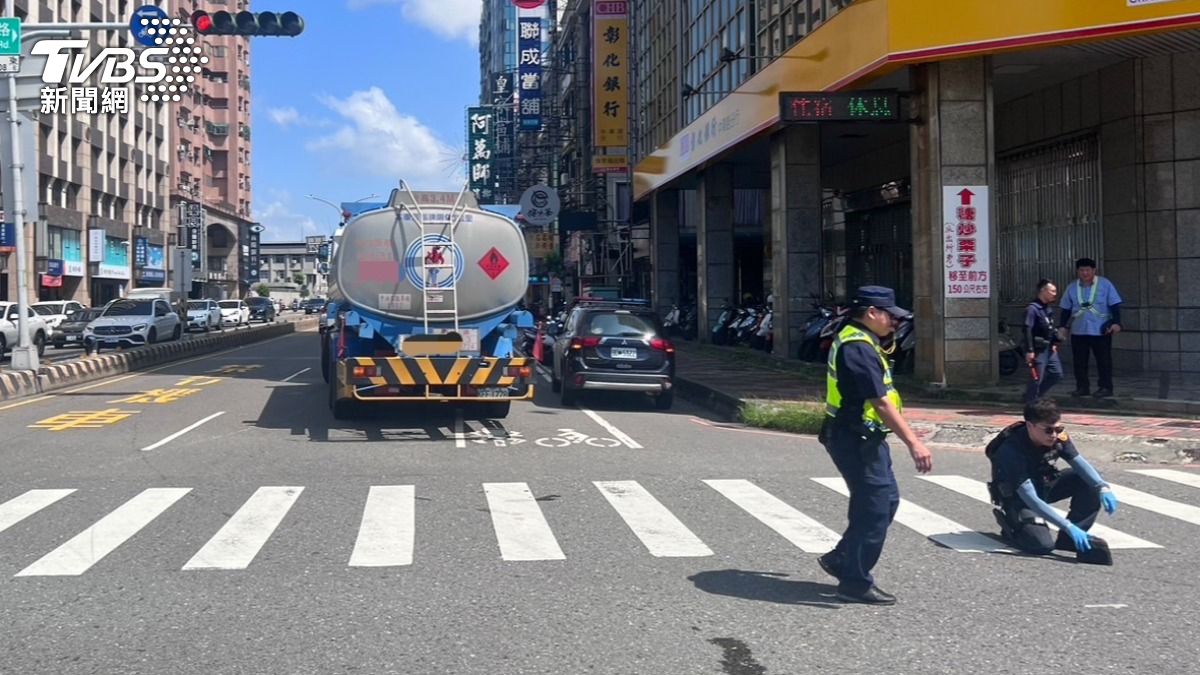 警方獲報到場。(圖/TVBS)