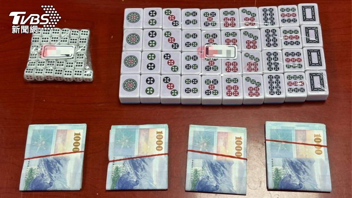 當場查獲麻將職業賭場,逮捕工作人員及賭客。(圖/TVBS)