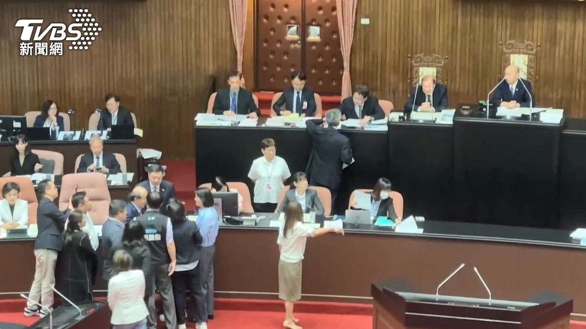 總預算大戰！國民黨團轟政院「浮編14億文宣費」：退回重編剛好