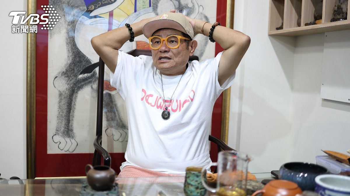 許效舜自認不擅長該領域,就別去參與了。(圖/張哲鳴攝))