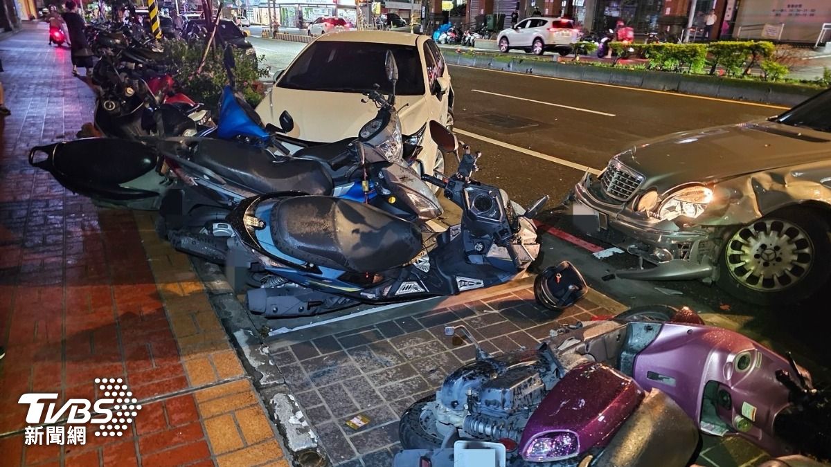 中壢男酒駕「猛撞路邊11車」　受害車主傻眼：太離譜啦