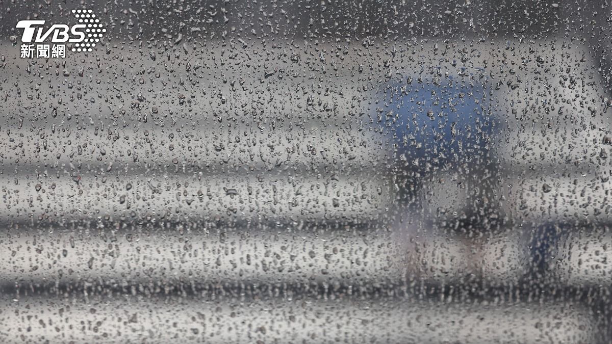 豪雨狂轟「新北多處淹水」!二重疏洪道越堤道進行管制