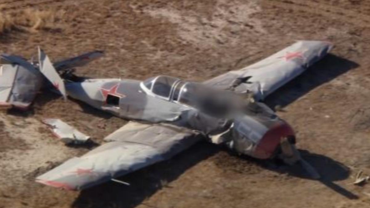 加州沙漠半空「2小飛機對撞」飛行員1死1逃生 墜機慘樣曝光
