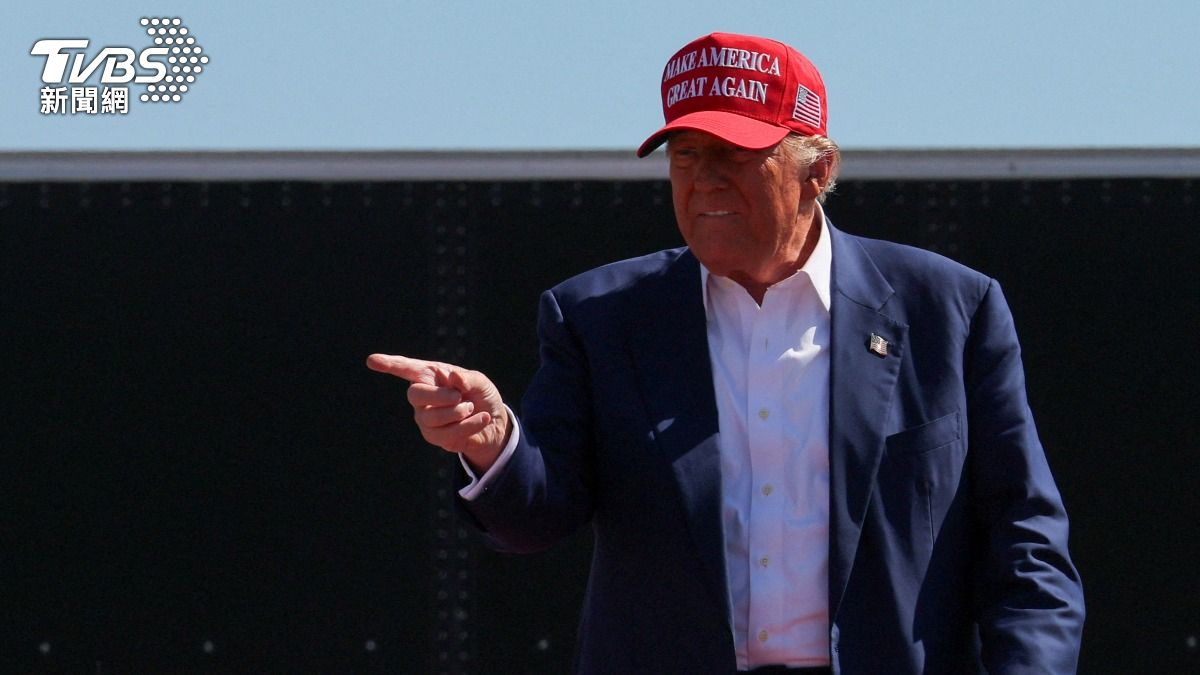 賀錦麗連獲名人相挺 川普開轟:那不是真的歐普拉