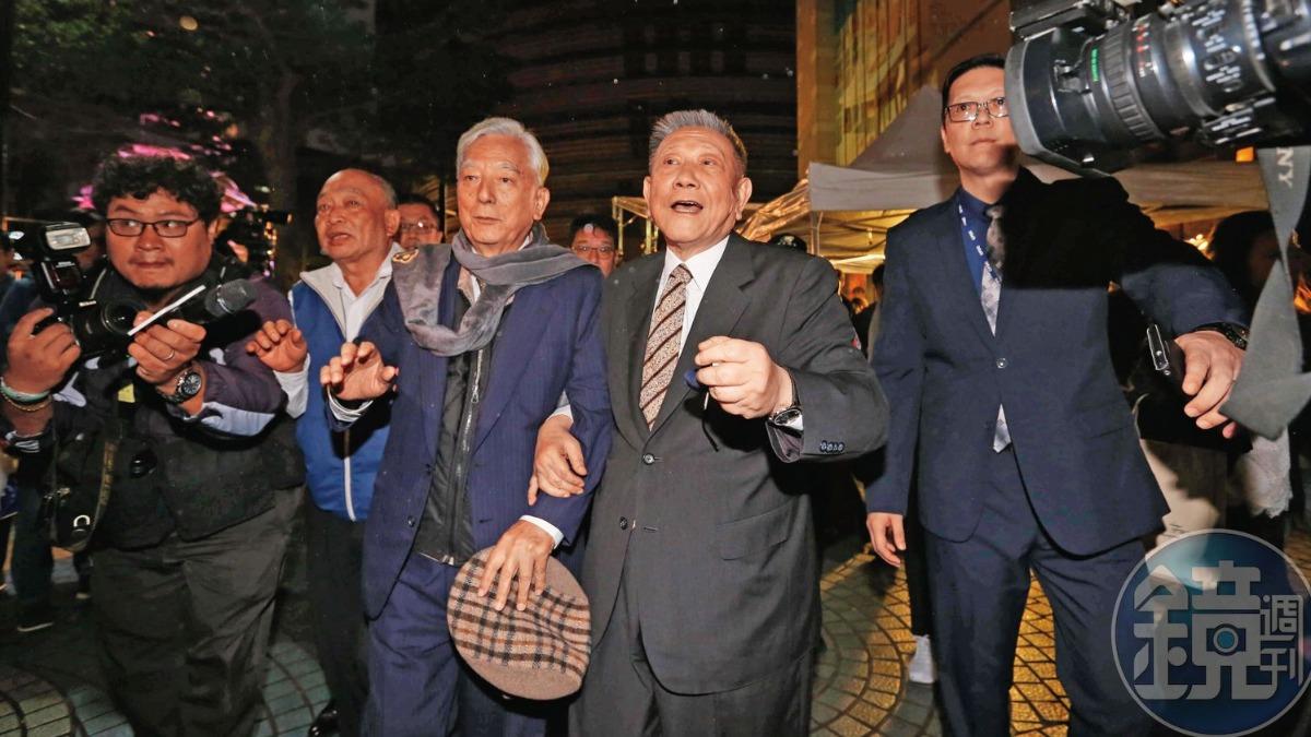 神秘金流破口？沈慶京遭爆帶應、咪及名嘴女開房　前司機背數億赴澳門
