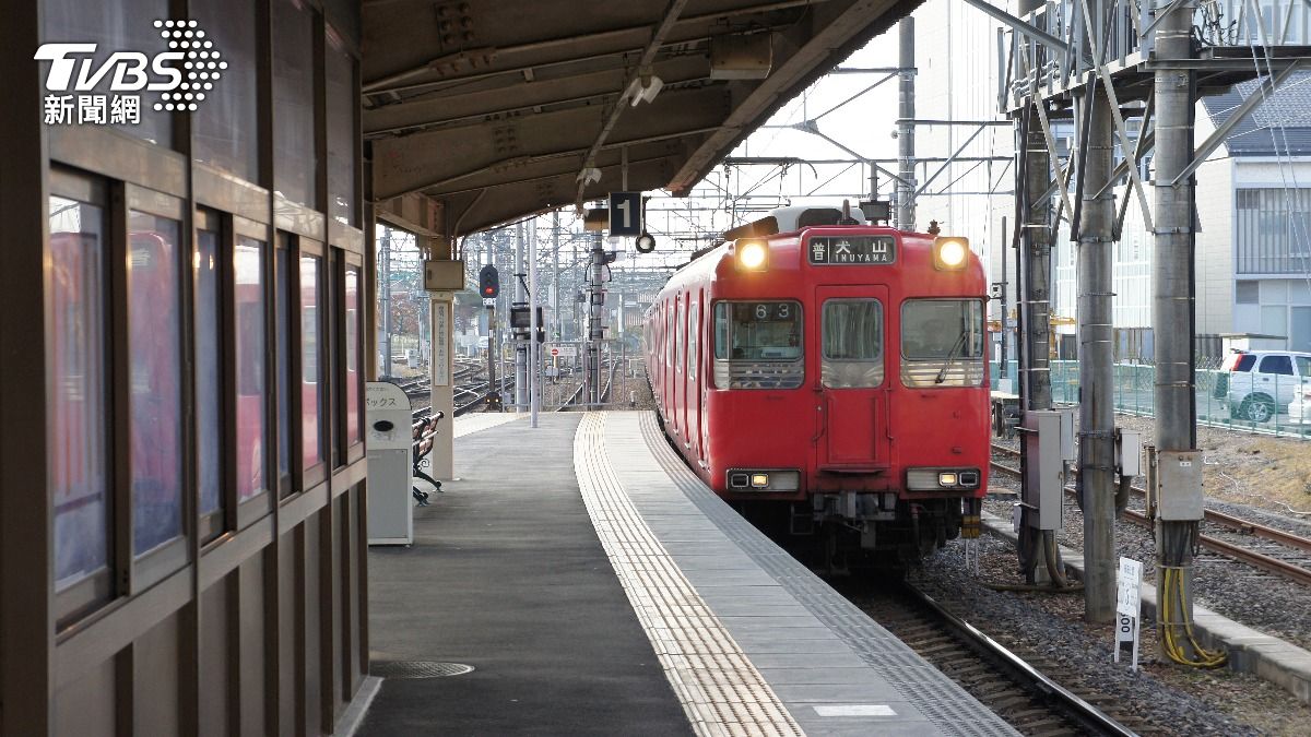 離奇!日男平交道遭電車撞上「人間蒸發」 車頭血跡斑斑