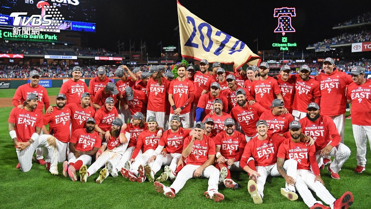 MLB/「最強一棒」開轟助拳!費城人稱霸國東 隔13年再封王
