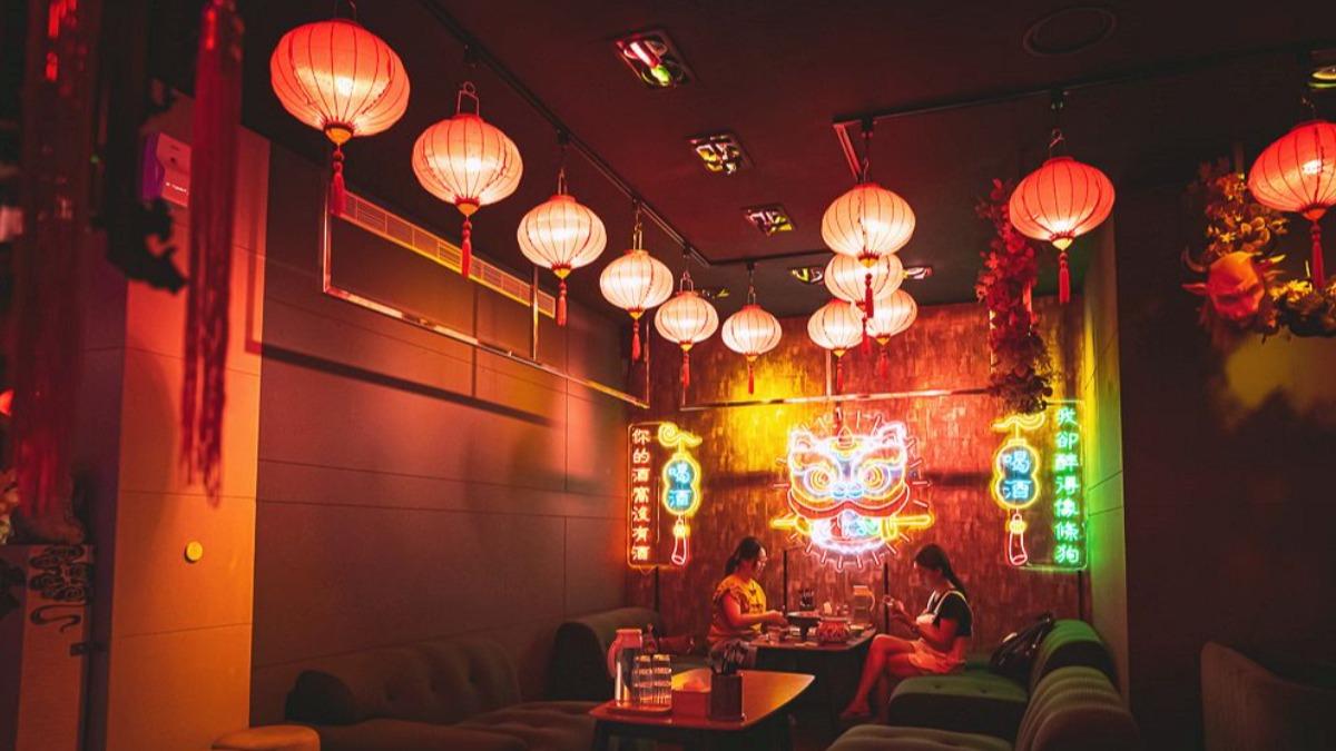店內的「陰間風格」吸引不少客人。(圖/翻攝自「醉地府」臉書)