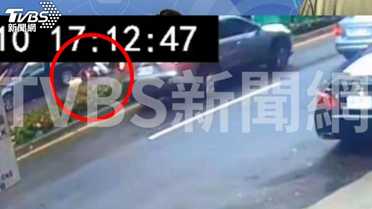 吳明達遭槍手埋伏槍擊後倒地。(圖/TVBS資料畫面)