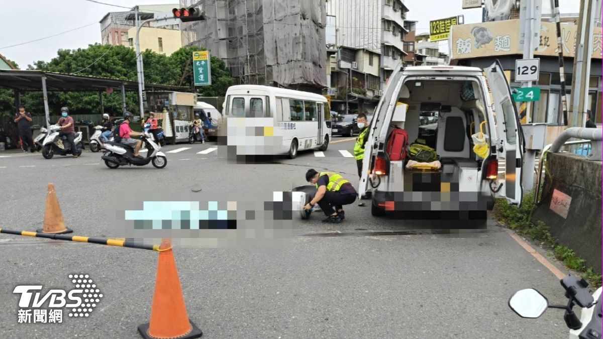 女兒哭斷腸!台中婦左切「沒禮讓後車」遭校車撞死 判決結果曝