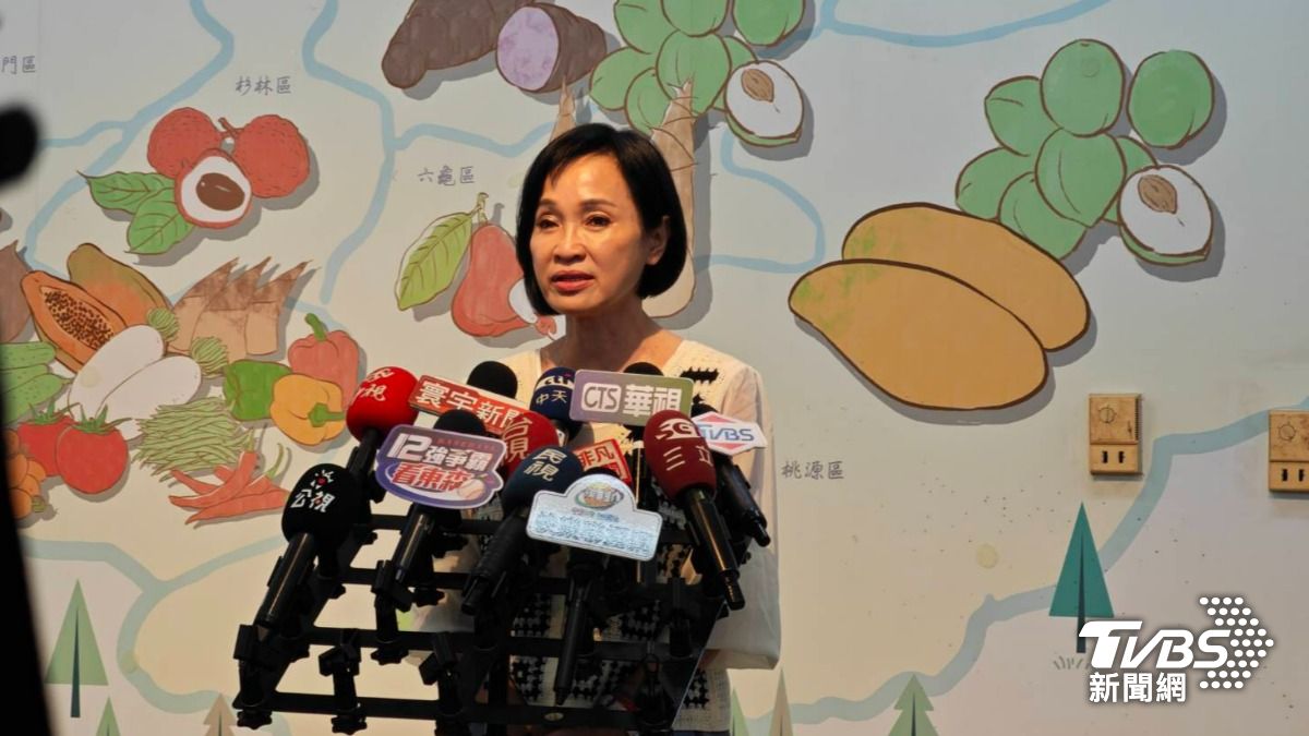 高雄市國民黨部的主席柯志恩回應黃紹庭涉嫌浮報助理費一事。（圖／TVBS）