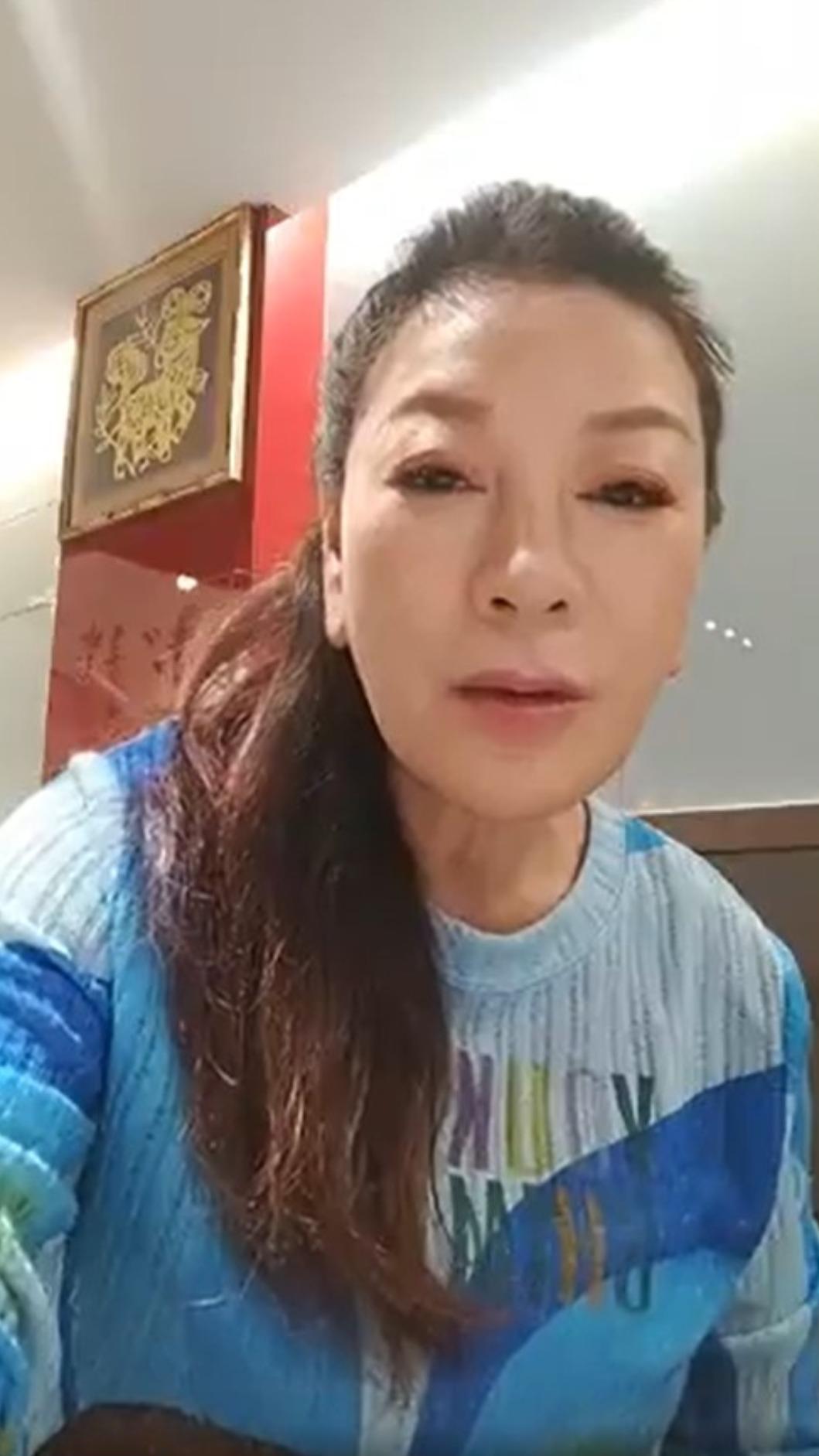 楊繡惠今(28)日再開直播,透露等等要去錄影,心情還不錯。(圖/翻攝自楊繡惠臉書)