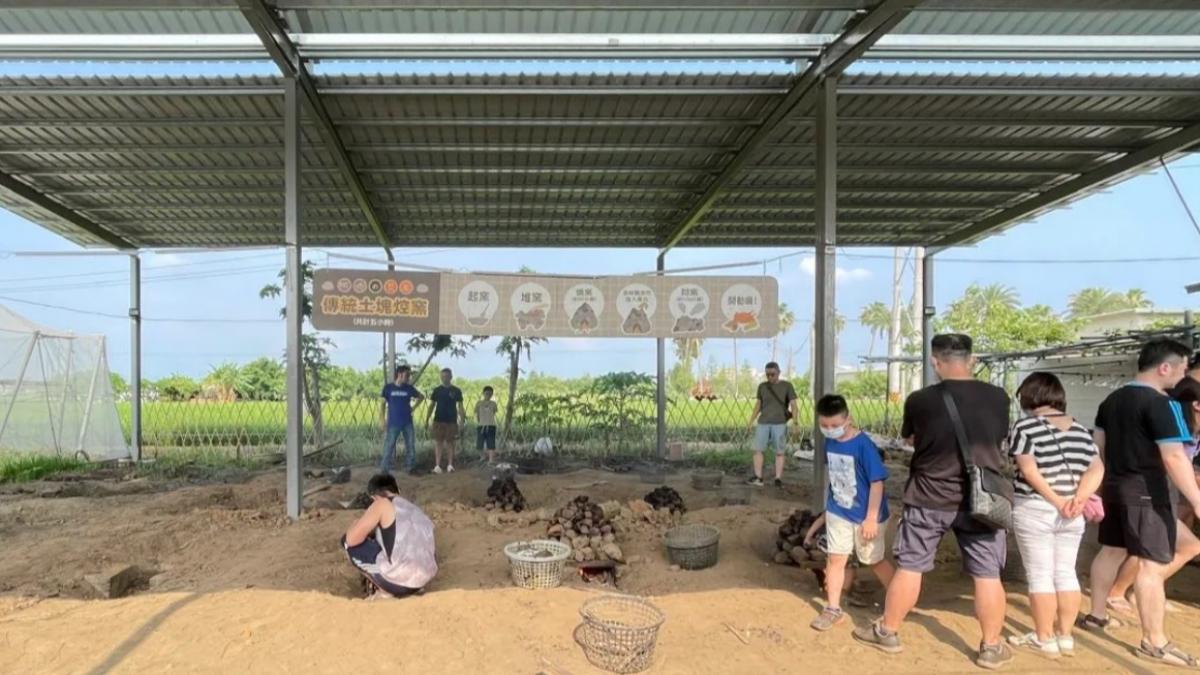 可以體驗釣魚、傳統土塊焢窯樂趣。(圖/南科贊美酒店提供)