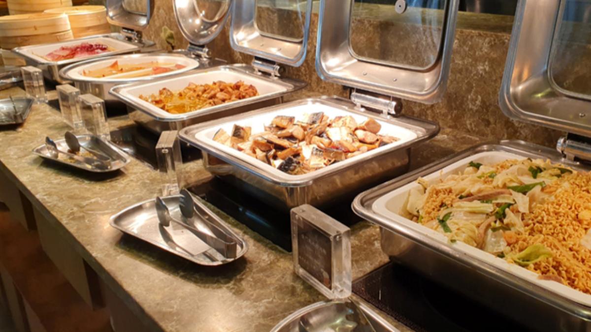 湖光餐廳以粵菜料理為主，融合台菜與川菜特色。（圖／金湖飯店提供）
