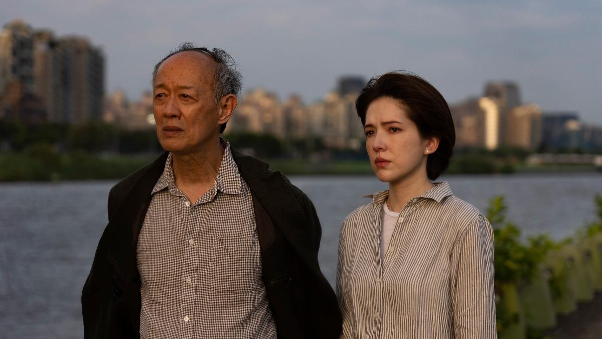 金士傑、許瑋甯在片中飾演父女。(圖/本地風光提供)