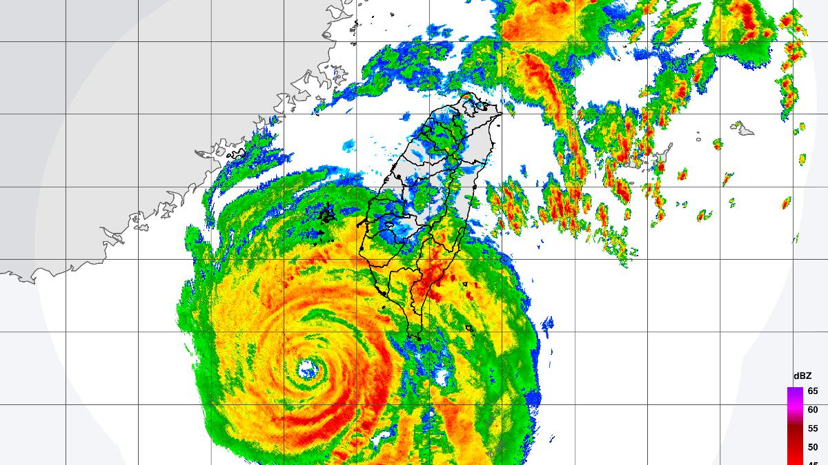 天氣/山陀兒颱風「延遲登陸」!打轉重回中颱 15縣市豪、大雨開炸
