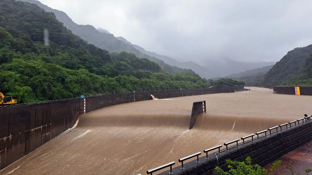 山陀兒颱風大雨狂炸!基隆河水位高漲「破63公尺」開始分洪