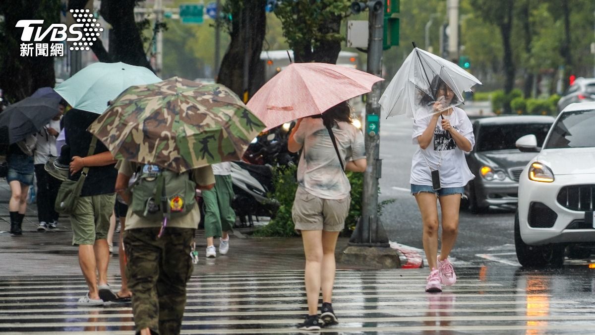 連放2天颱風假「恐影響段考」!新北宣布:授權學校彈性調整