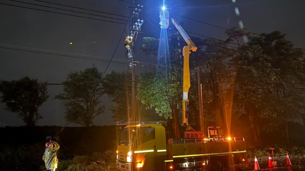 高雄10萬戶停電!連帶逾「10行政區停水」 居民苦喊世界末日