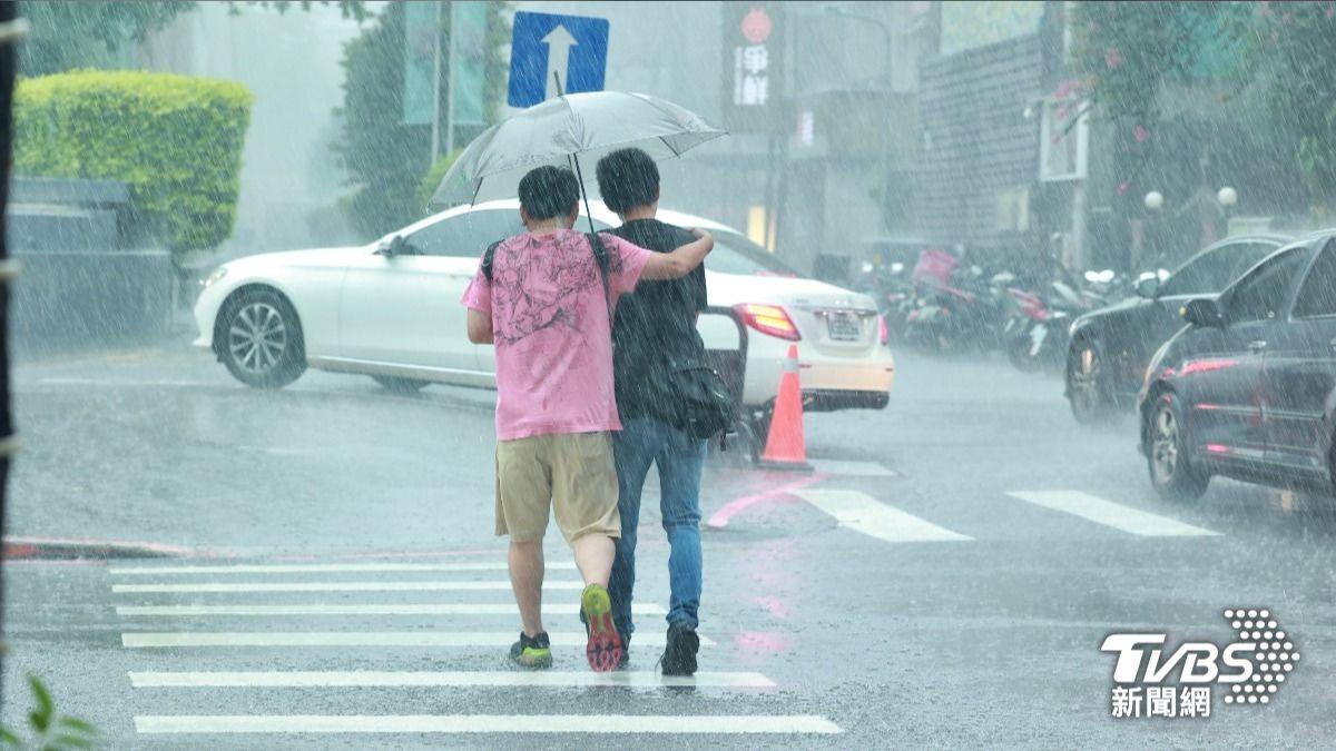 天氣/山陀兒龜速北移!「致災雨彈」狂炸2地 一圖看懂全台風雨