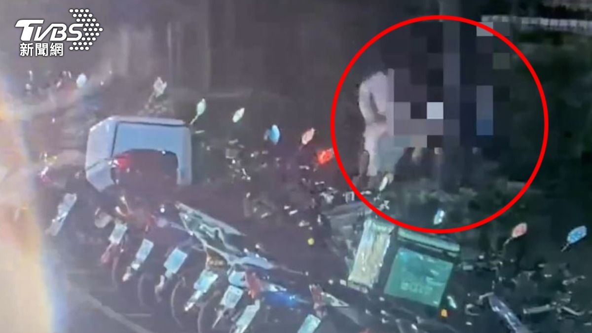 偕妻散步突跌倒!名嘴張友驊「頭部重創」命危 現場畫面曝光