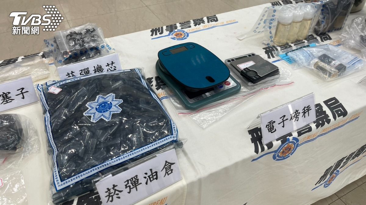 警方2個月在全台掃蕩18座毒煙彈分裝場。（圖／TVBS）