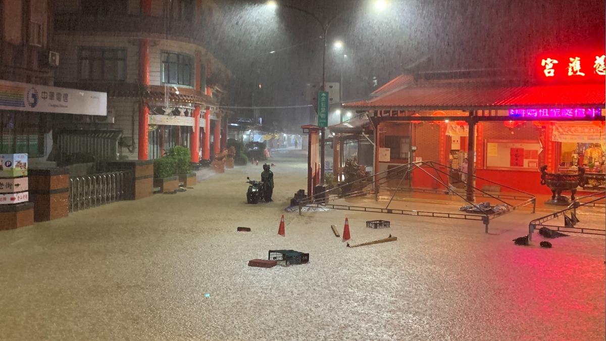 超大豪雨彈轟新北!金山單日雨量「突破500毫米」