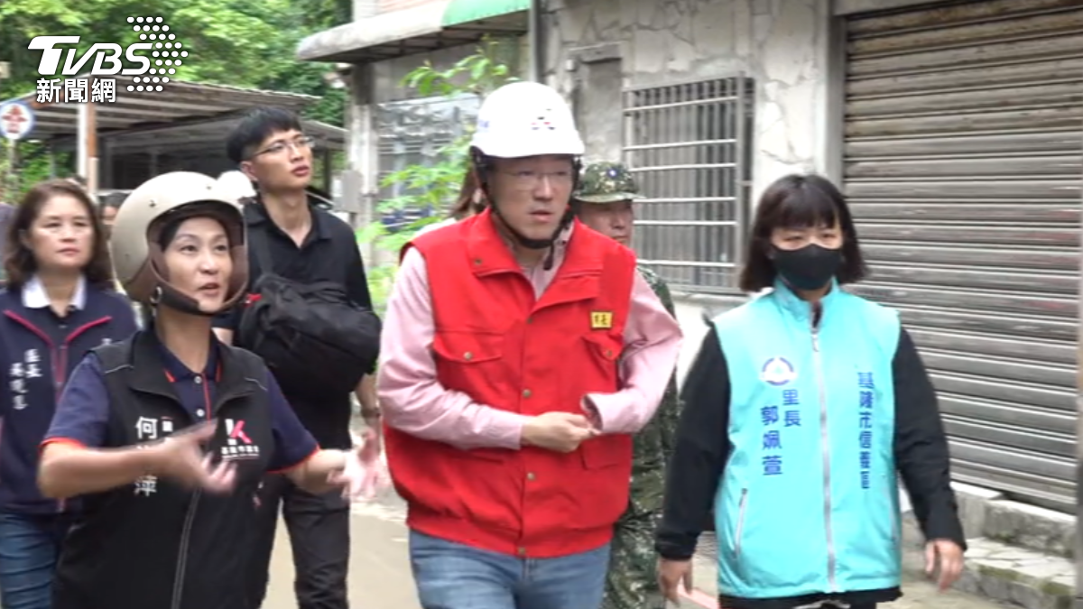 基隆市長謝國樑勘災。(圖/TVBS)