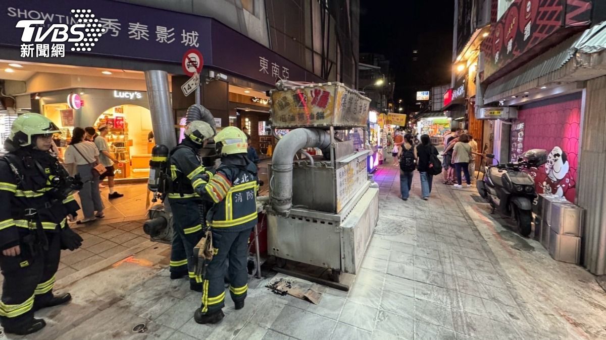 公館商圈火警!蔥油餅攤突竄火舌 老闆超淡定自救解危
