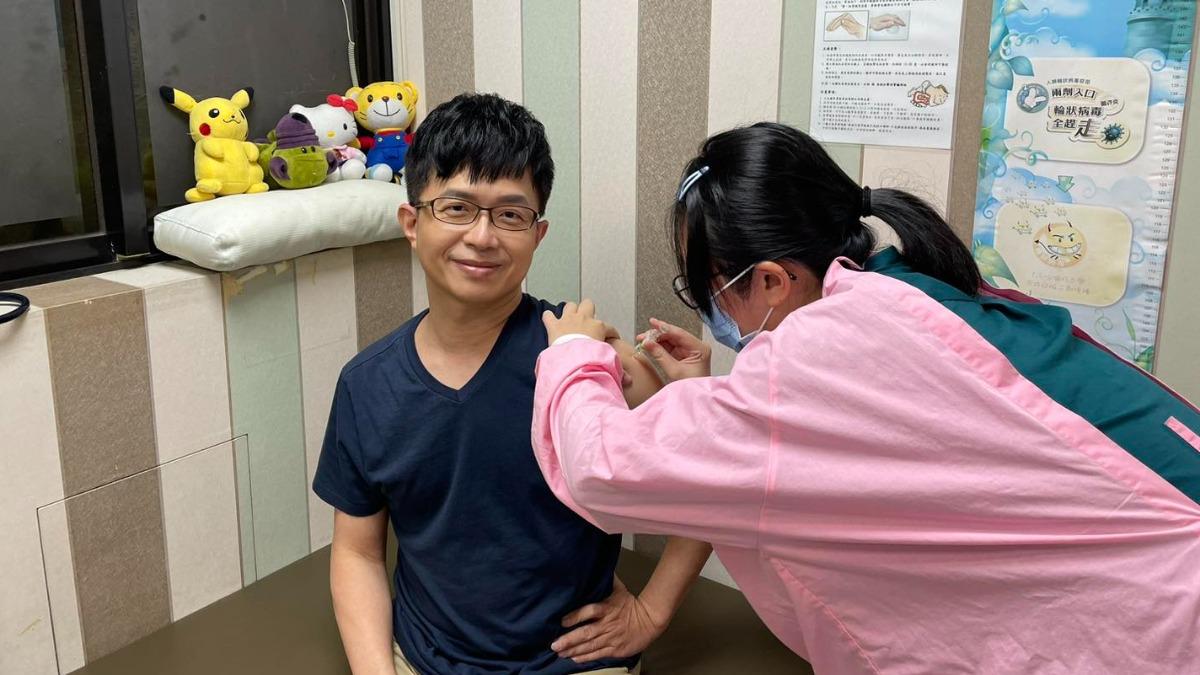 國中生「邊哭邊爬進門診」!兒科醫抓元凶:還要承擔重症風險