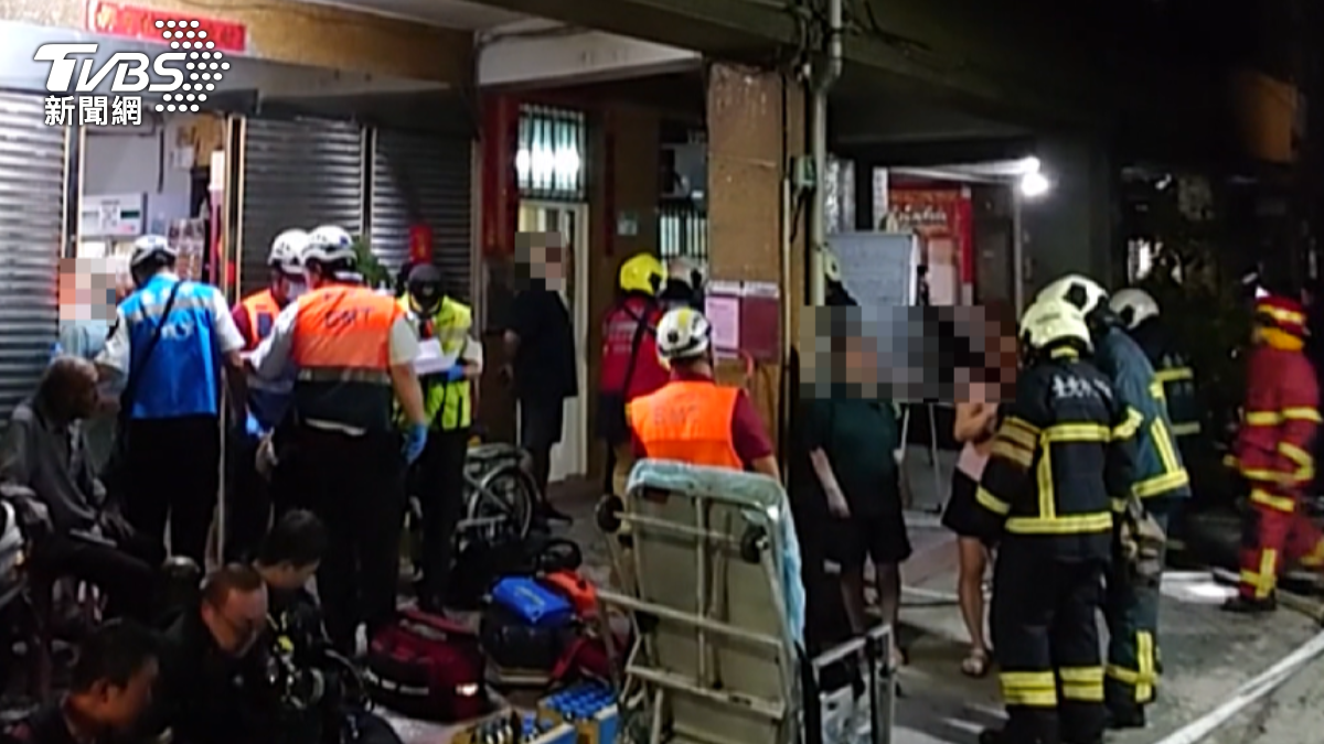 社子島火警造成1人死亡6人送醫。(圖/TVBS)