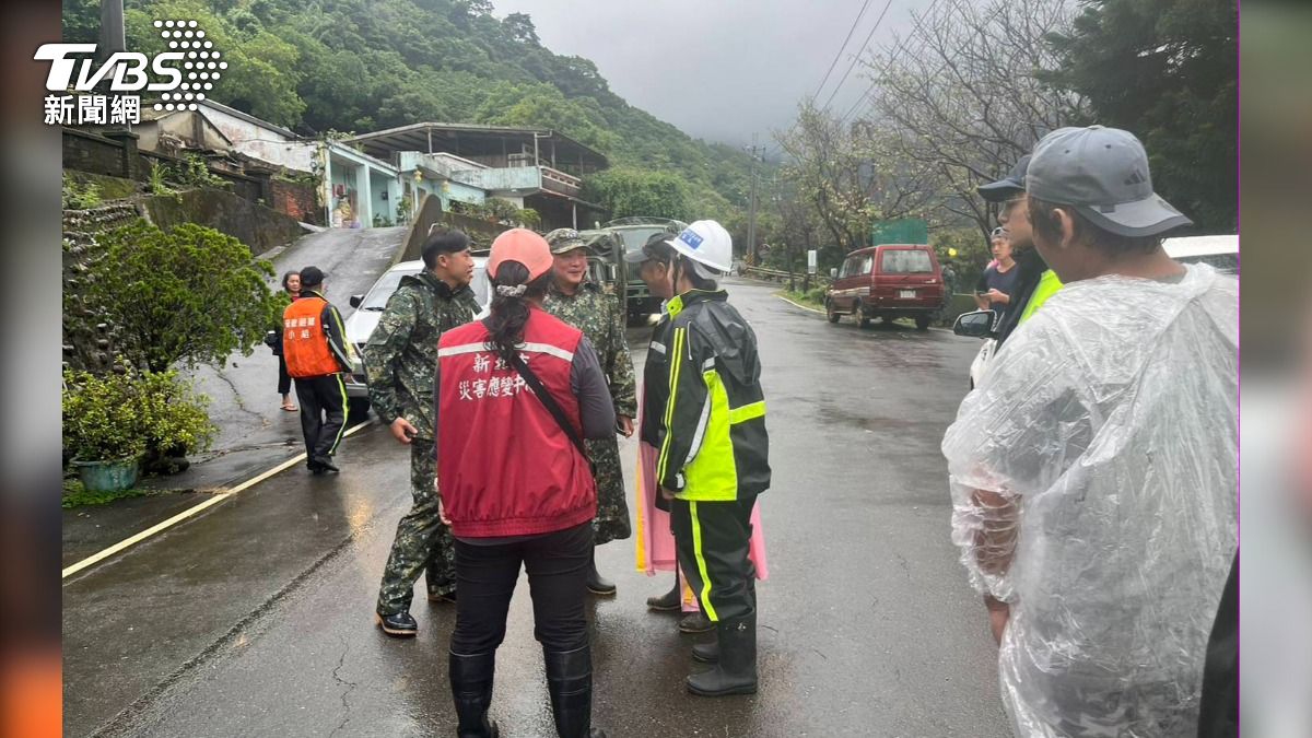 快訊/北海岸大雨特報!新北三芝八連溪流域 住戶預防性撤離
