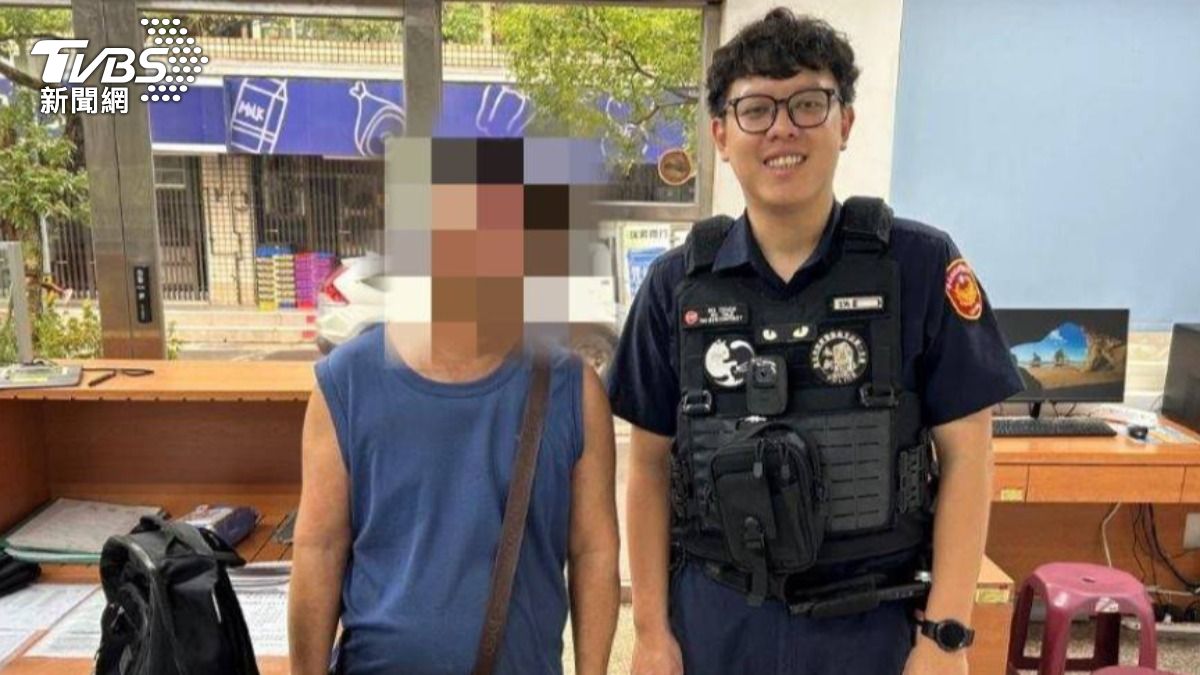 失主白先生件金飾失而復得感謝警方與民眾熱心協助。(圖/TVBS)