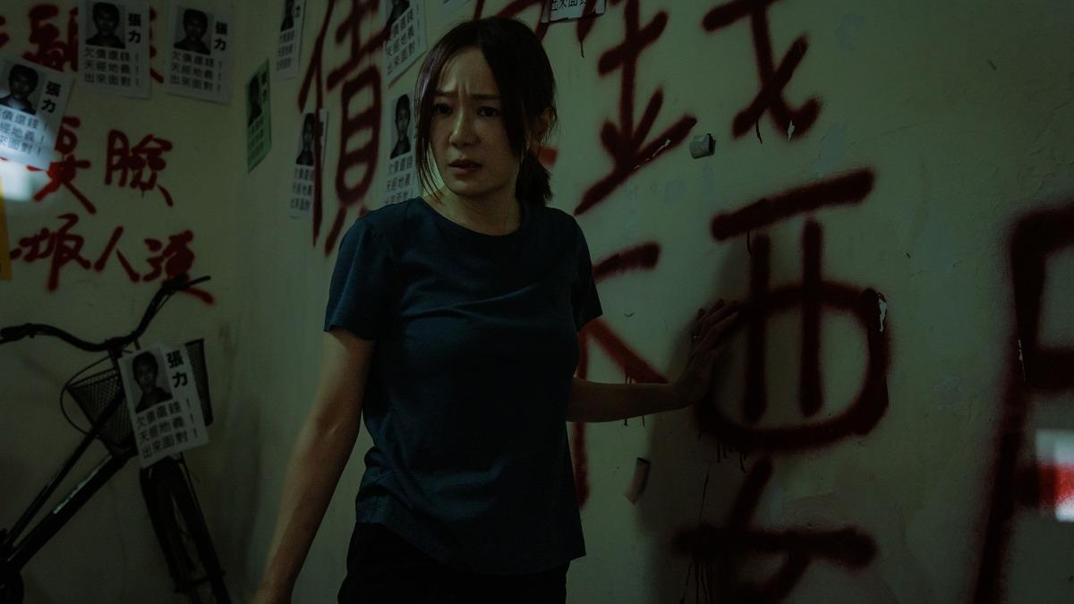 尹馨否認是魚干女，自認物品「有序擺放方式」。（圖／華視提供）