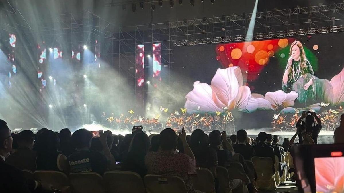 評江蕙國慶晚會「蓮花背景好可怕」！許常德被撻伐曝始末：很不爽